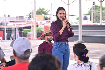Presentan queja contra Rosi Bayardo por presuntos actos anticipados de campaña