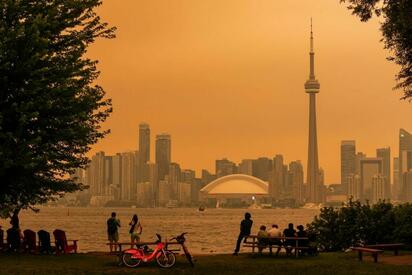 Incendios forestales en Canadá mantienen extensas zonas de Estados Unidos bajo alerta por humo contaminante y niveles preocupantes de calidad del aire.