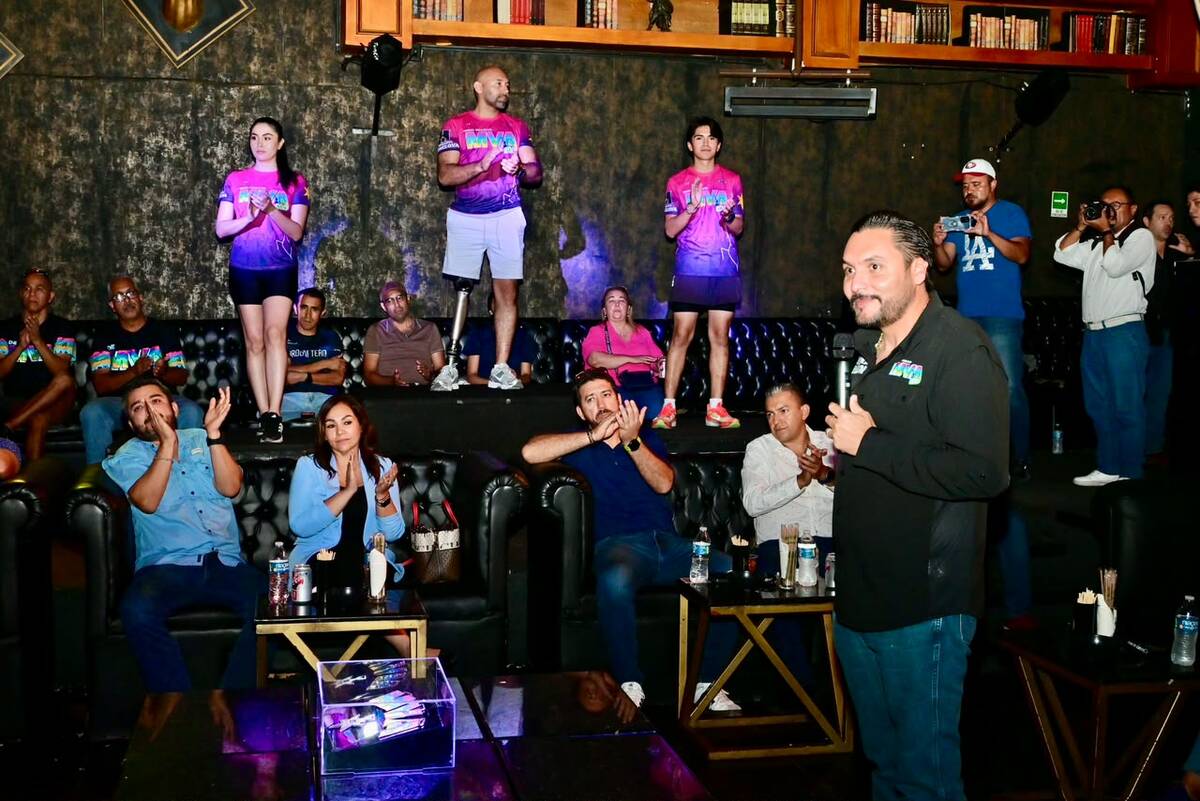 Carlos Villarreal presenta el Medio Maratón Monclova 2026