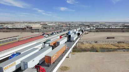 Autoridades aduaneras de México y Estados Unidos fortalecerán el intercambio de información para combatir el tráfico ilícito de combustible y otros