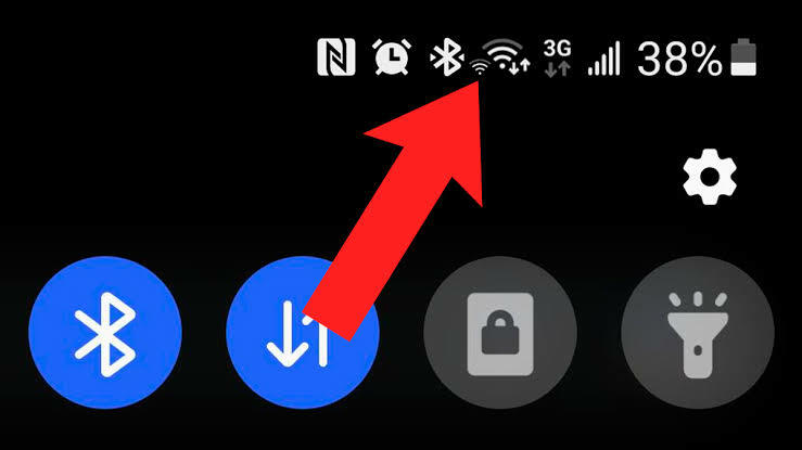 ¿Qué significan los símbolos que aparecen junto al icono del WiFi? Guía rápida