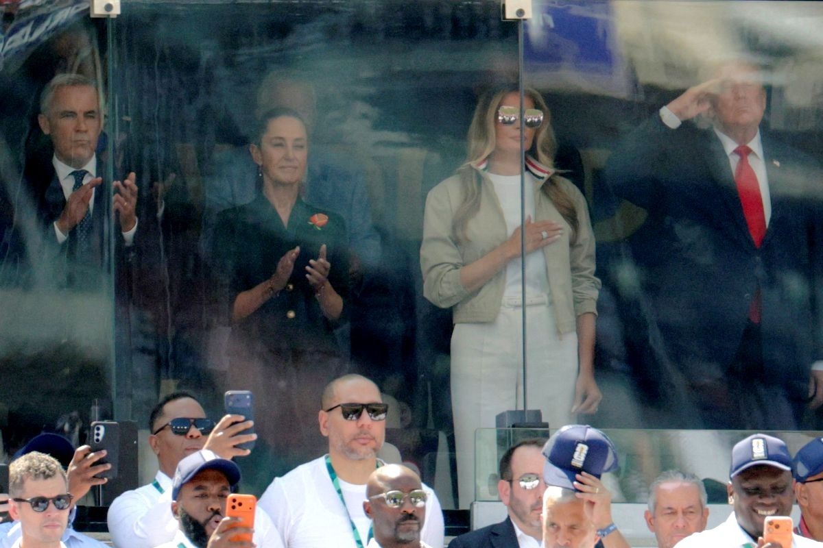 Sheinbaum acude a la final del Mundial 2026; comparte palco con Trump, Melania, Carney e Infantino