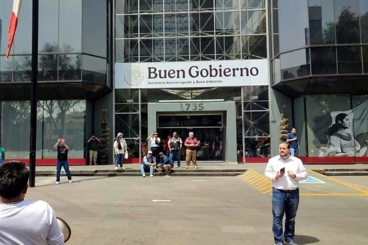 Anticorrupción y TFJA sancionan a 34 servidores públicos por diversas faltas