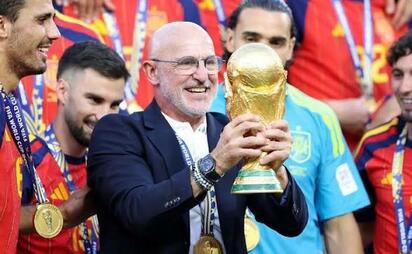 Luis de la Fuente recuerda a Vicente del Bosque y el gol de Iniesta