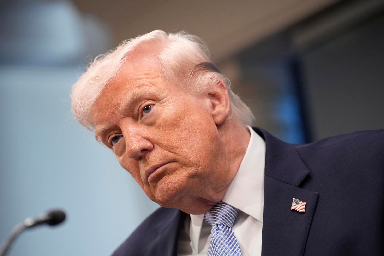 Trump amenaza a Irán con represalias tras muerte de soldados estadounidenses