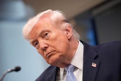Trump amenaza a Irán con represalias tras muerte de soldados estadounidenses