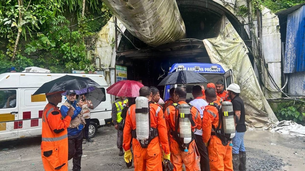 Tragedia en túnel del Himalaya: explosión deja al menos 12 fallecidos y desaparecidos