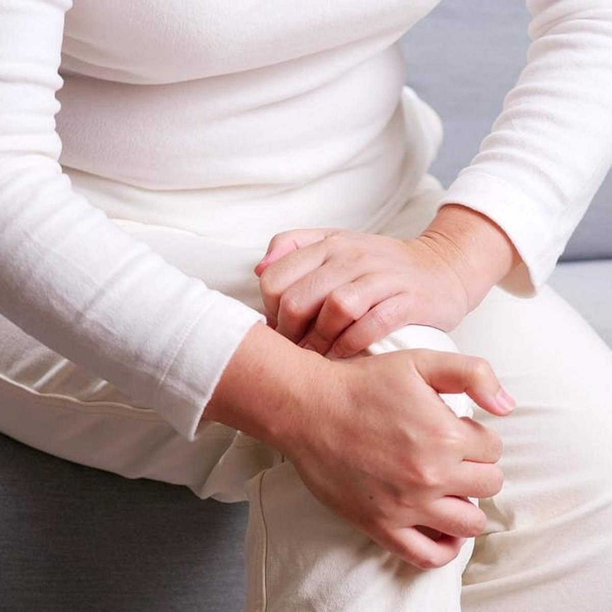 El entrenamiento de la marcha puede ayudar con la artritis de rodilla