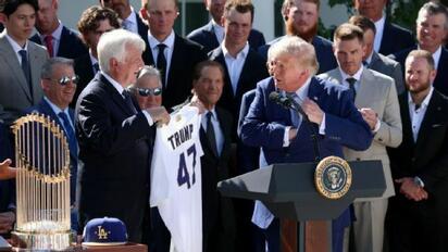 Dodgers de Los Ángeles celebran su bicampeonato en la Casa Blanca