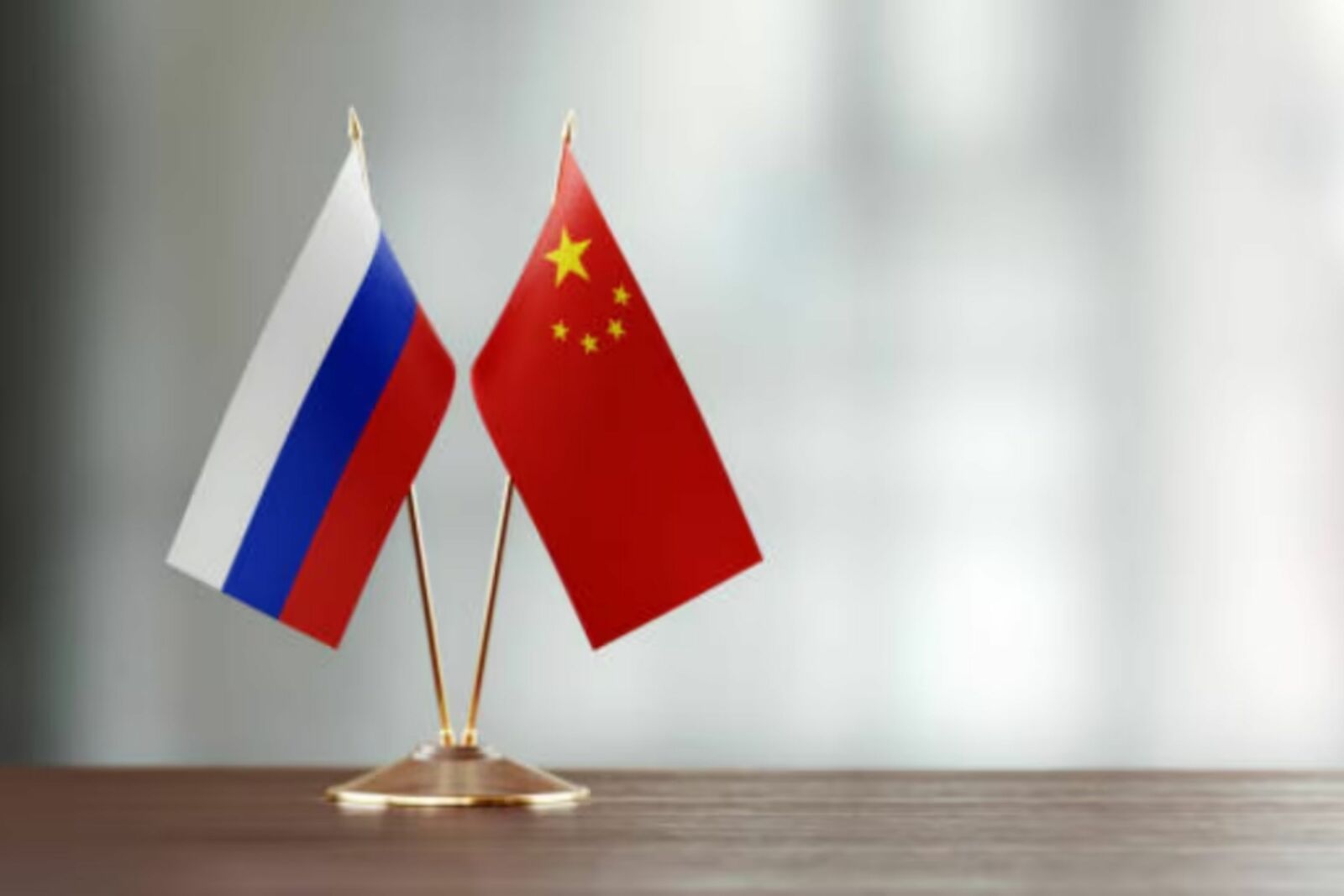 China impone controles de exportación a 14 entidades de la Unión Europea