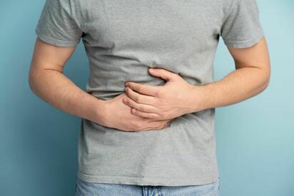 EU El brote de ciclosporiasis continúa expandiéndose en Estados Unidos, mientras los CDC investigan 11 mil 573 posibles casos y nuevas fuentes relacionadas