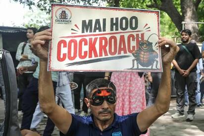 El Partido Popular de las Cucarachas anunció el fin de las protestas en Nueva Delhi tras asegurar que el gobierno aceptó sus demandas, incluida la renuncia