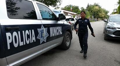 Múzquiz refuerza transparencia con cámaras de solapa en policías municipales