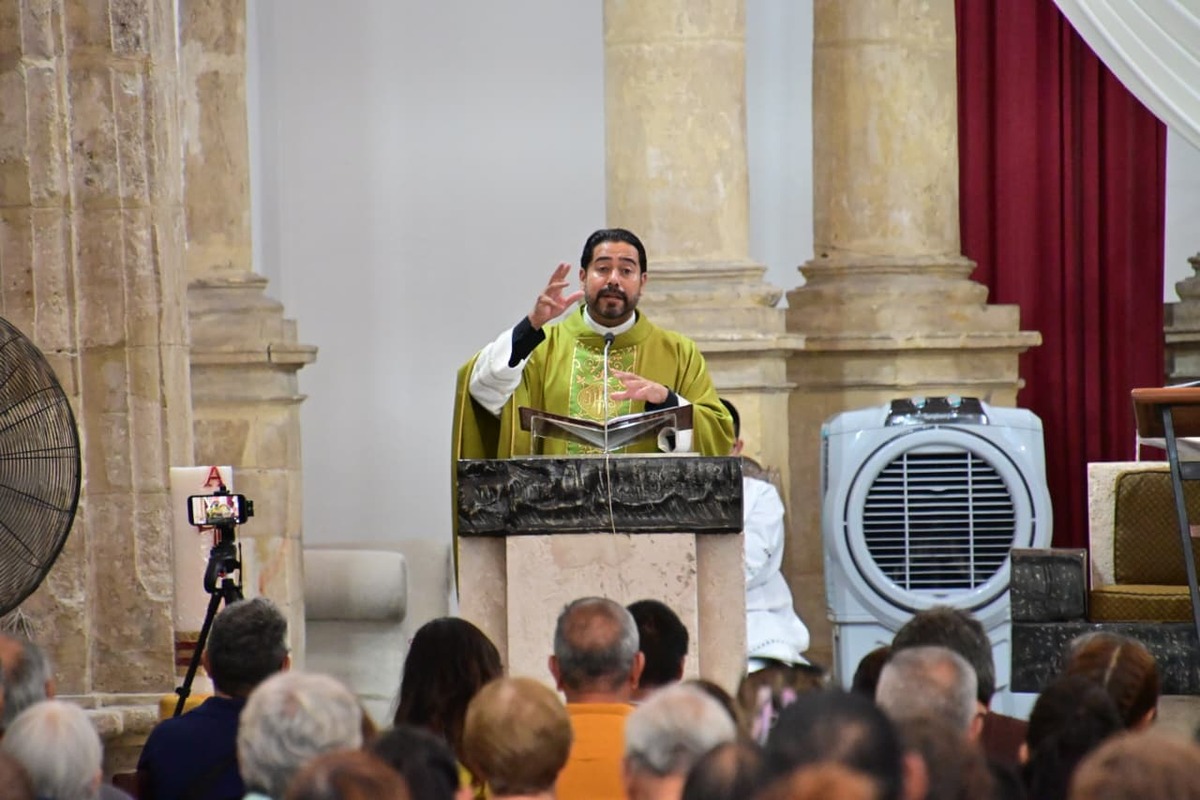 Sacerdote