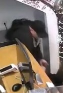 Hombre golpea brutalmente a su jefa por no darle su liquidación tras renunciar a su trabajo en una panadería