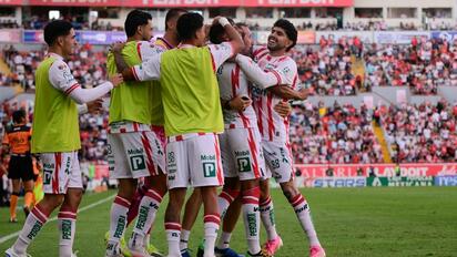 Necaxa vence a Monterrey con gol en tiempo añadido