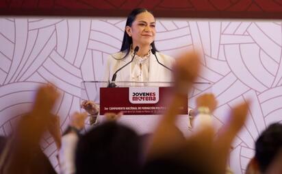 Ariadna Montiel asiste a Campamento de Formación Política de Jóvenes