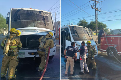 Evacúan a 38 trabajadores tras incendiarse camión de pasajeros en pleno Centro