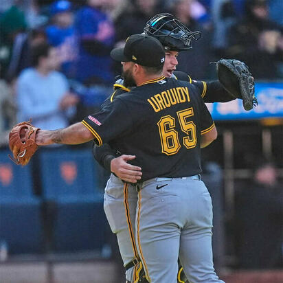 José Urquidy es cambiado a los White Sox tras ser puesto en asignación por Pirates