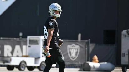 La competencia por la QB de los Raiders arranca con Cousins como favorito