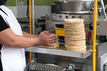 Tortilleros advierten ruptura del Acuerdo Nacional Maíz-Tortilla