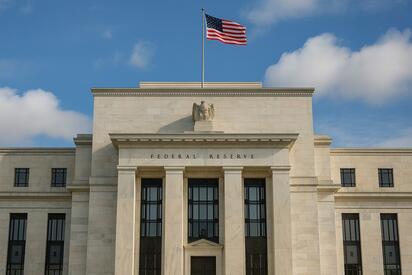 Reserva Federal conserva tasas entre 3.5% y 3.75%