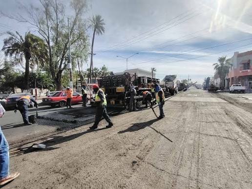 OBRAS PUBLICAS Vecinos denuncian obras inconclusas y vialidades deterioradas.   La molestia entre habitantes de distintos sectores de Piedras Negras continúa creciendo