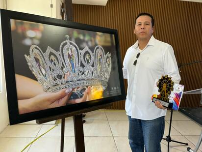 Marco Orozco recibe galardón de Fotoperiodismo en el Festival La Feria de San Buena 2026