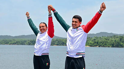 Kenia Lechuga y Alexis López brillan con oro en doble par mixto del remo centroamericano