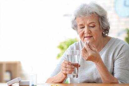 ¿Puede un multivitamínico diario ayudarte a mantenerte activo a medida que envejeces?