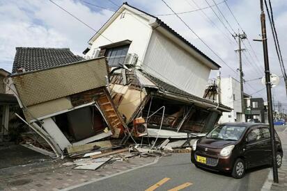 Terremoto de magnitud 7.1 en Japón deja 28 muertos y continúa la búsqueda