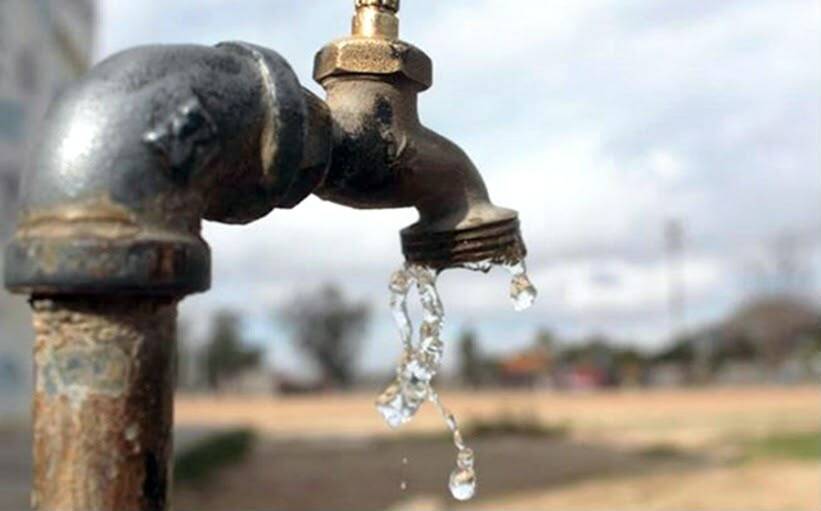 Fin de semana sin agua en plena canícula afecta a diversas colonias de Piedras Negras
