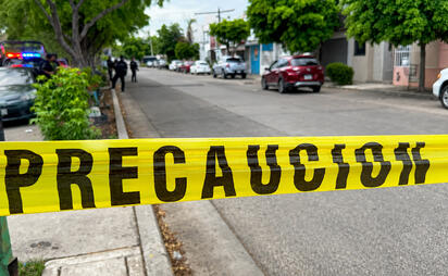 Atacan a corporaciones de seguridad en Zacatecas; enfrentamiento deja 5 civiles armados muertos