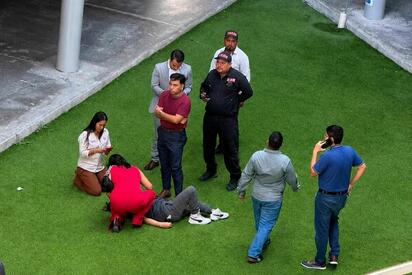 Alumno cae de un tercer piso en universidad de Tamaulipas; investigan causas