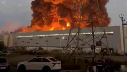 Drones ucranianos provocan incendio en centro logístico de Wildberries