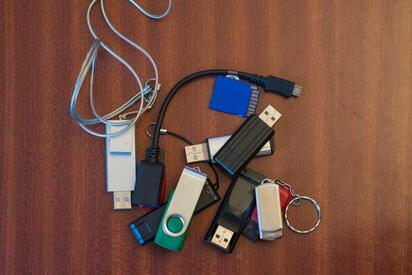 ¿Siguen sirviendo las memorias USB? Así cambió el almacenamiento digital