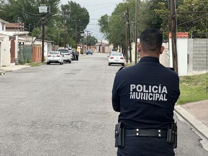 Abren carpeta de investigación contra policía municipal detenido por agresión a su esposa