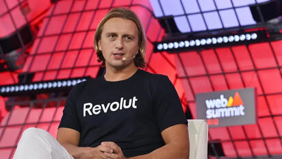 Fundador de Revolut enfrenta demanda por compra de superyate