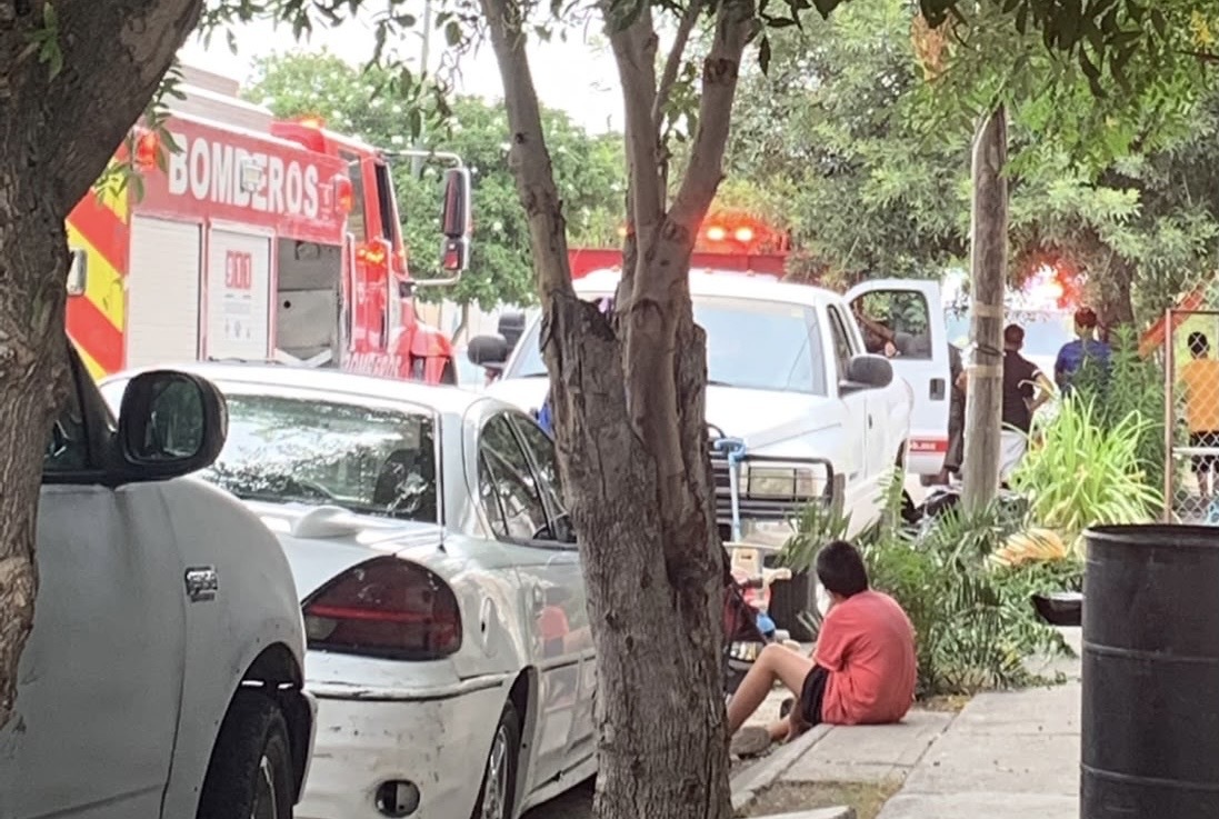 Incendio: El reporte movilizó a elementos del Departamento de Bomberos y personal de Protección Civil. Incendio: El reporte movilizó a elementos del Departamento de Bomberos y personal de Protección Civil.