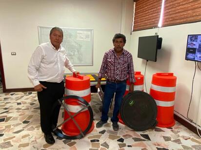 San Juan de Sabinas fortalece servicios públicos con nuevo equipo para vialidad y drenaje