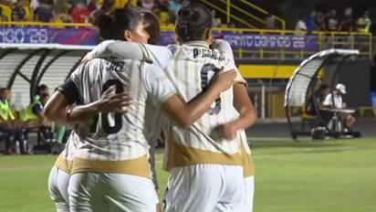 Selección Mexicana Femenil va por medalla de oro tras golear a El Salvador