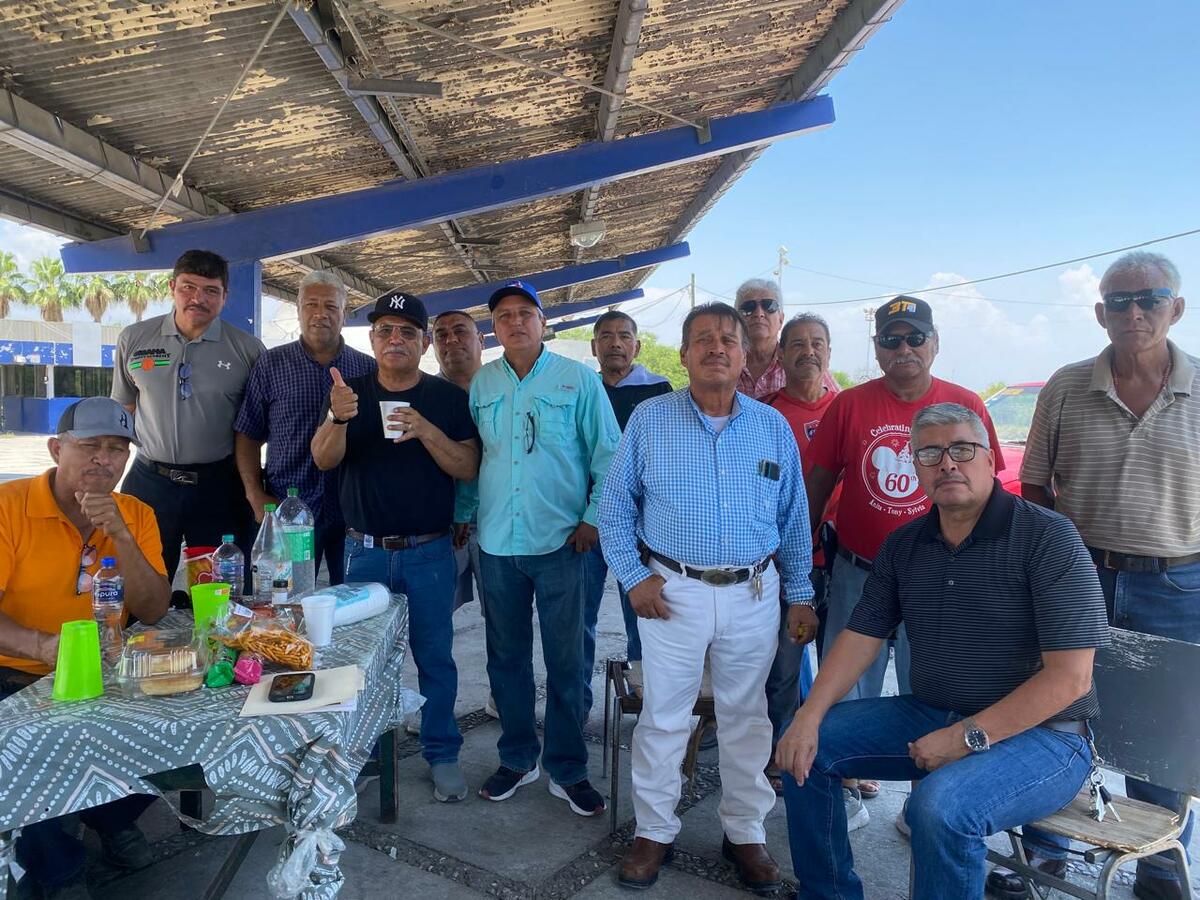 Extrabajadores buscan evitar omisiones que retrasen pagos tras la eventual venta de Altos Hornos de México (AHMSA). Los extrabajadores de Altos Hornos