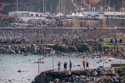 Las autoridades españolas investigan mensajes difundidos en redes sociales que convocan a un presunto intento de entrada masiva a Ceuta el próximo
