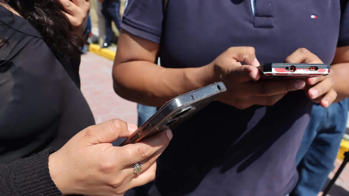 Registro de telefonía móvil supera 69.6 millones de líneas