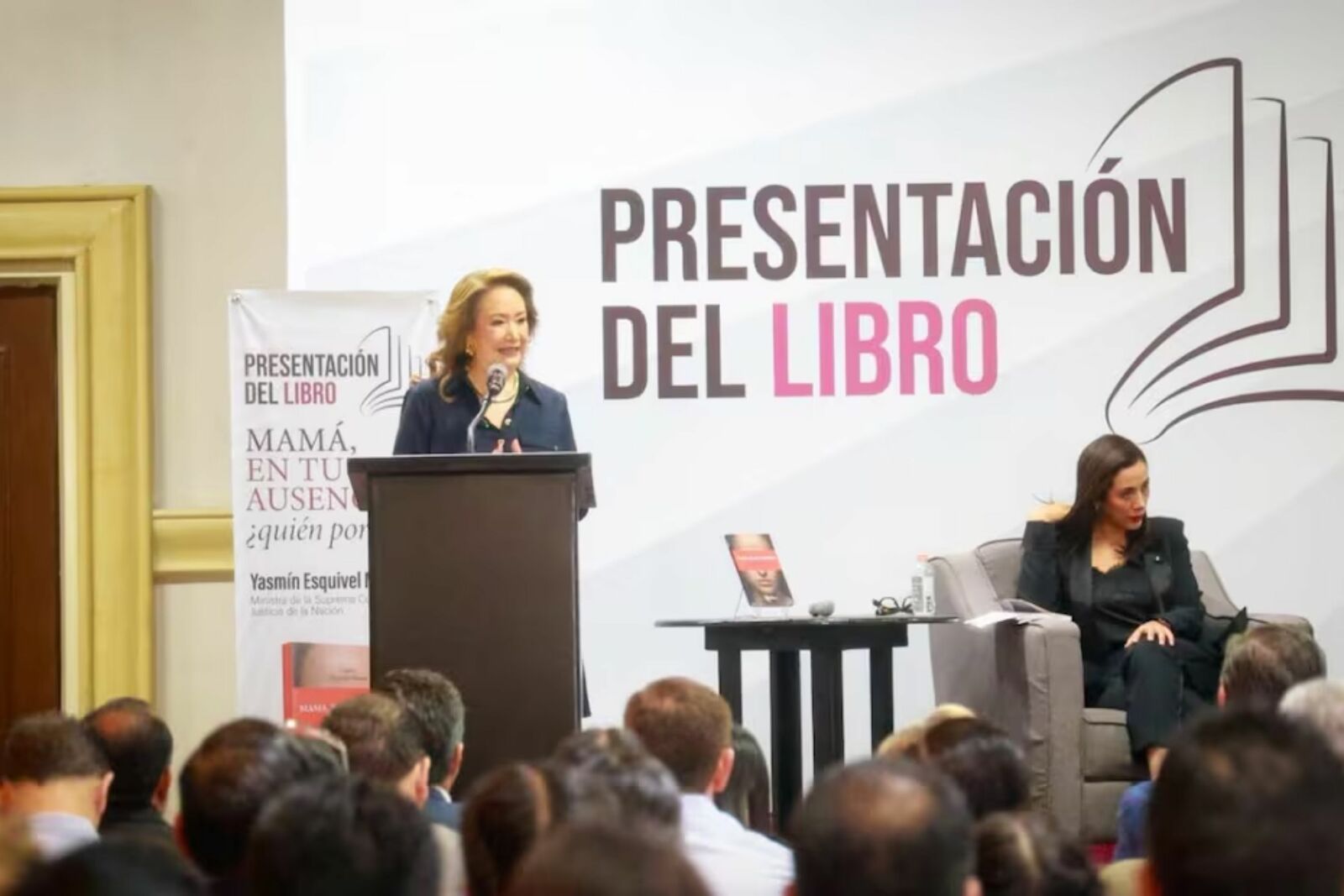 Yasmín Esquivel