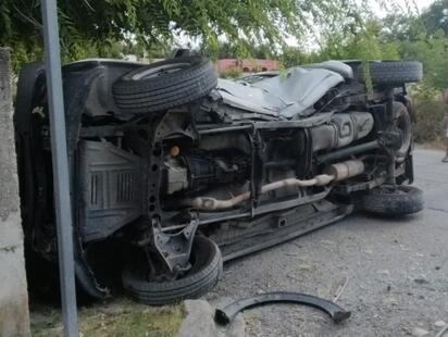 Choque-volcadura dejó dos personas lesionadas en Villa de Fuente
