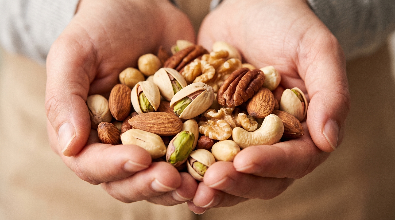 Los frutos secos son reconocidos por sus numerosos beneficios nutricionales, pero consumirlos en cantidades excesivas puede favorecer un aumento de peso
