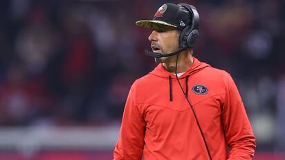 Shanahan se recupera de accidente y espera dirigir a 49ers ante Titans