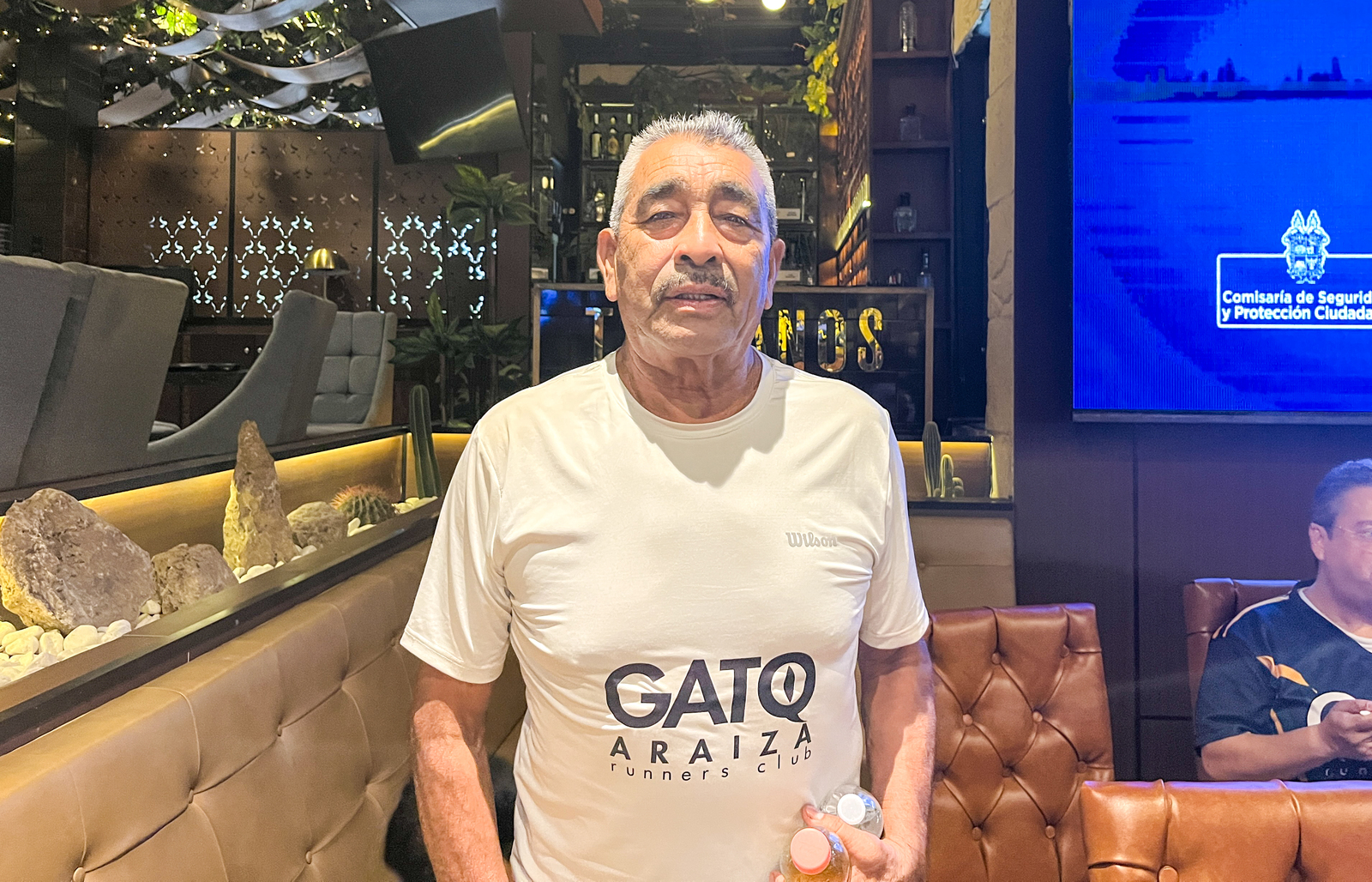 Entrevista: De correr con sus perros a formar a miles de atletas, José Luis Araiza Suárez, convirtió su pasión por el atletismo en una forma Entrevista: De correr con sus perros a formar a miles de atletas, José Luis Araiza Suárez, convirtió su pasión por el atletismo en una forma