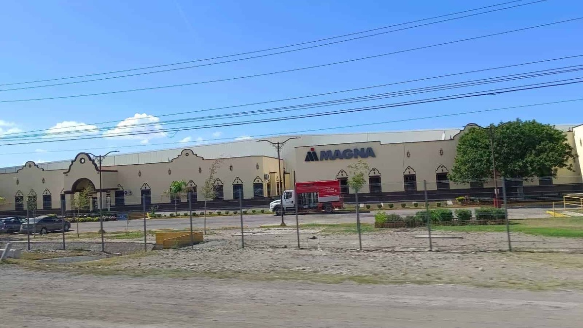 INDUSTRIA Las plantas maquiladoras de Sabinas organizan descansos escalonados para sus empleados, mientras mantienen producción, pedidos y opciones de ingreso adicional.